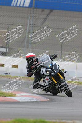 media/Oct-15-2022-Fastrack Riders (Sat) [[9a18b22502]]/Level2/Turn 9 1130am/